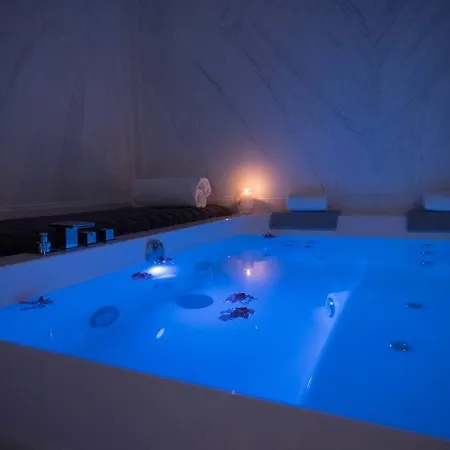 Wellness Con Jacuzzi Per 2 Persone *